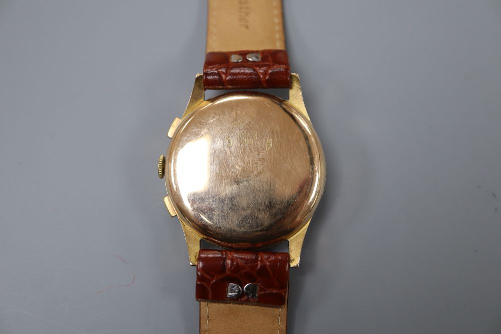 A gentlemans 1950s 18k Viscont chronograph manual wind wrist watch, on later associated leather strap.